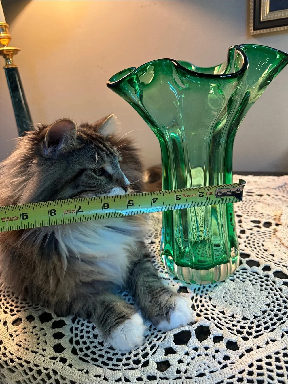 Vintage Green Art Glass Ruffled Vase - Unbranded